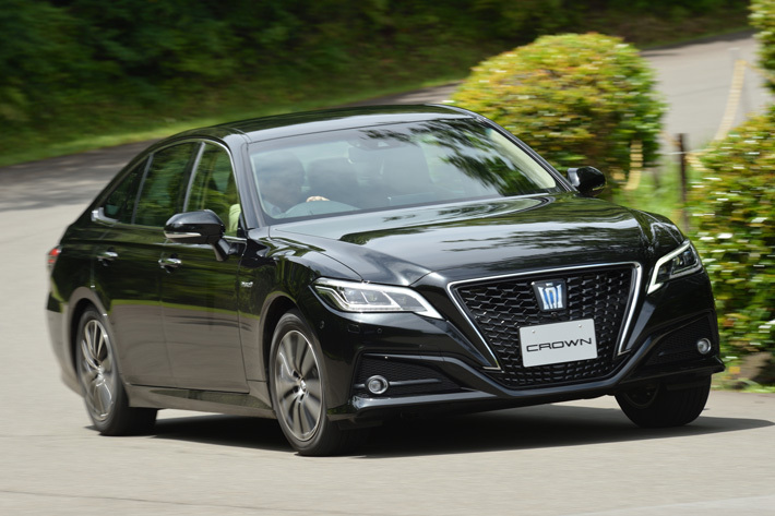 車検切れのトヨタクラウンもお任せ！迅速な出張査定サービス