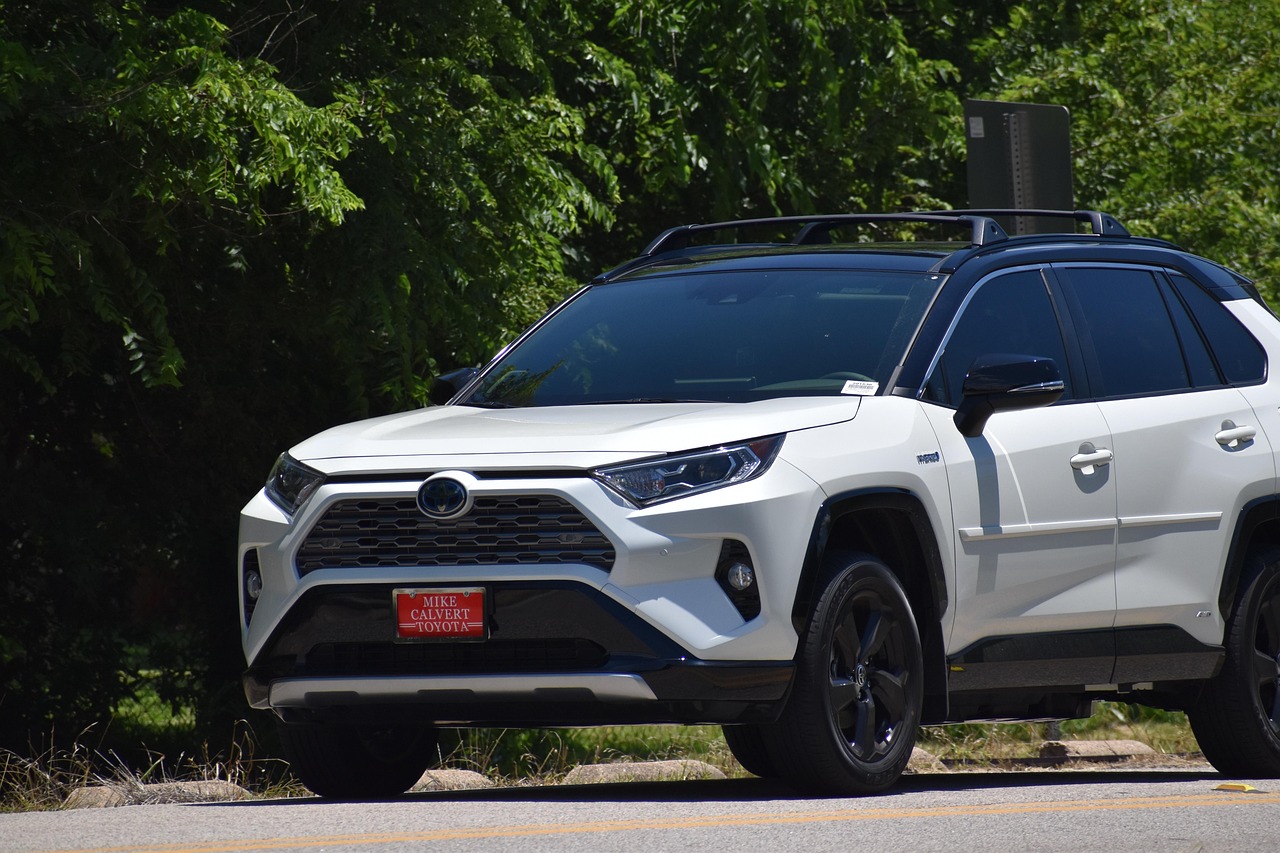 トヨタ RAV4の真価を見極めるなら、スマイルカーズ京都南店にお任せ！
