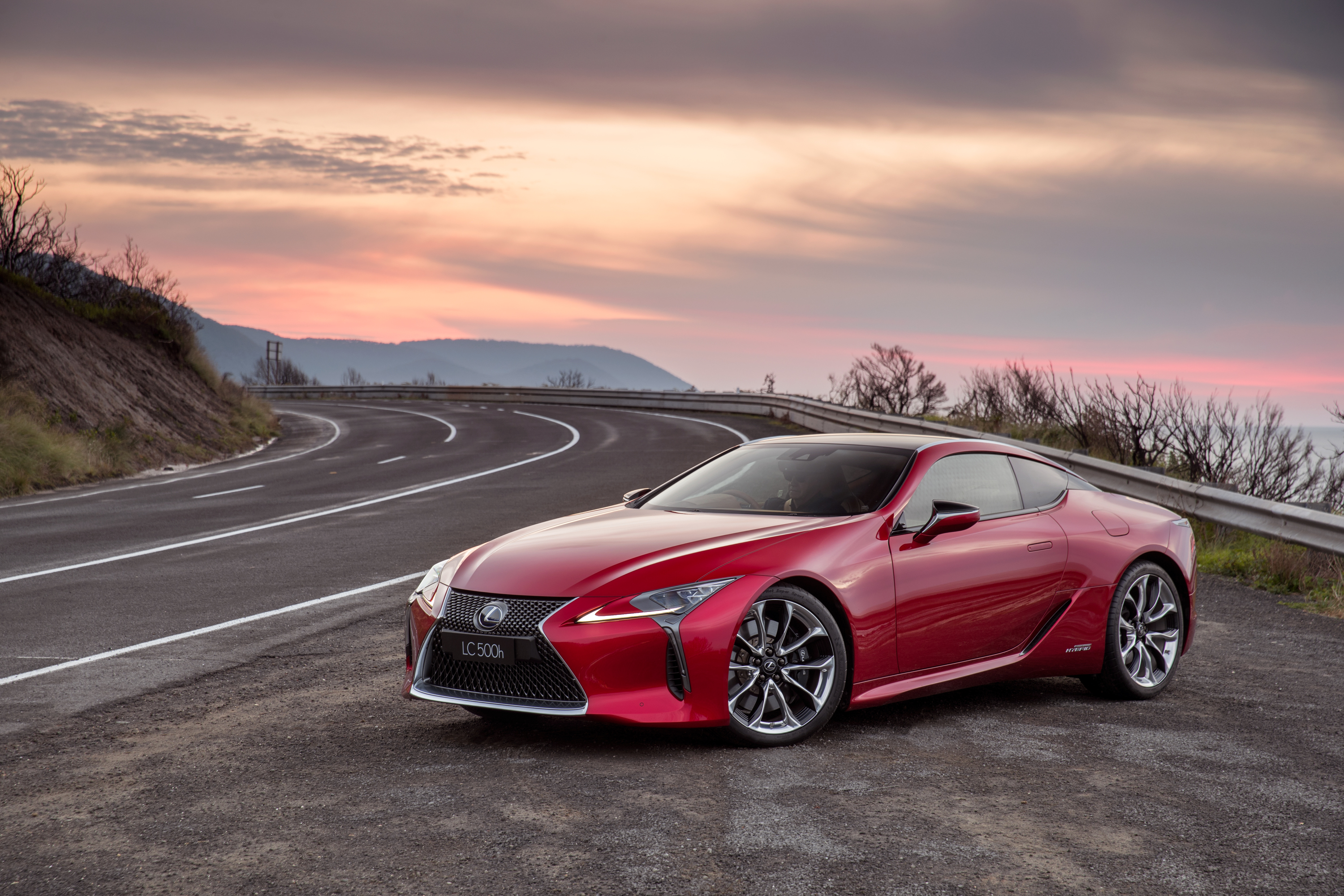 LEXUS LCを手に入れるなら、信頼の査定から始めよう！